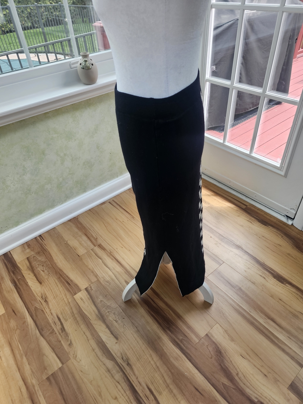 Source Unknown Black Pencil Skirt with White Checker Stripe - Picture 4 of 7